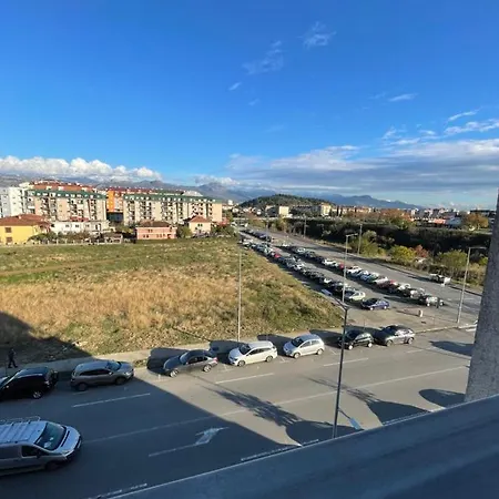 Apartment One Bedroom In Urban Area *