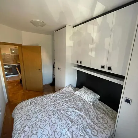 One Bedroom In Urban Area Appartement *
